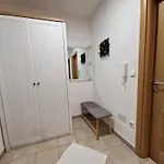Pacifik Lux & Private Garage 公寓