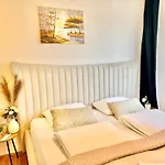 Pacifik Lux & Private Garage شقة *