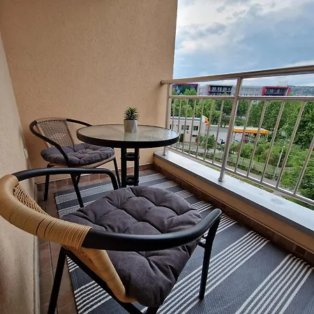 Pacifik Lux & Private Garage Апартаменты Сараево