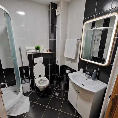 Apartment Pacifik Lux & Private Garage Sarajevo