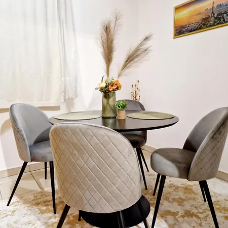 Apartment Pacifik Lux & Private Garage Sarajevo
