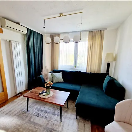 Pacifik Lux & Private Garage Apartment Sarajevo