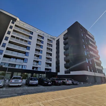 Pacifik Lux & Private Garage *